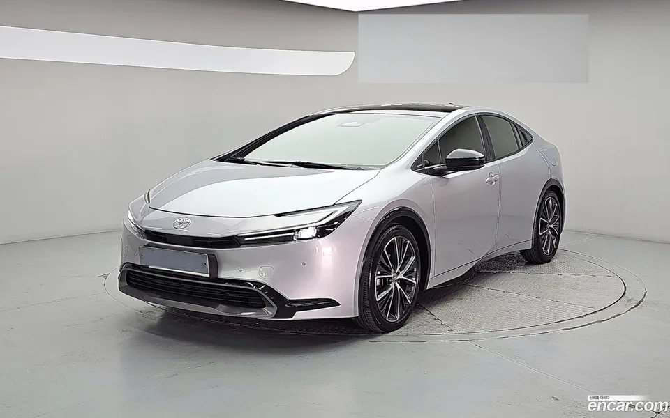 Toyota Prius 2024