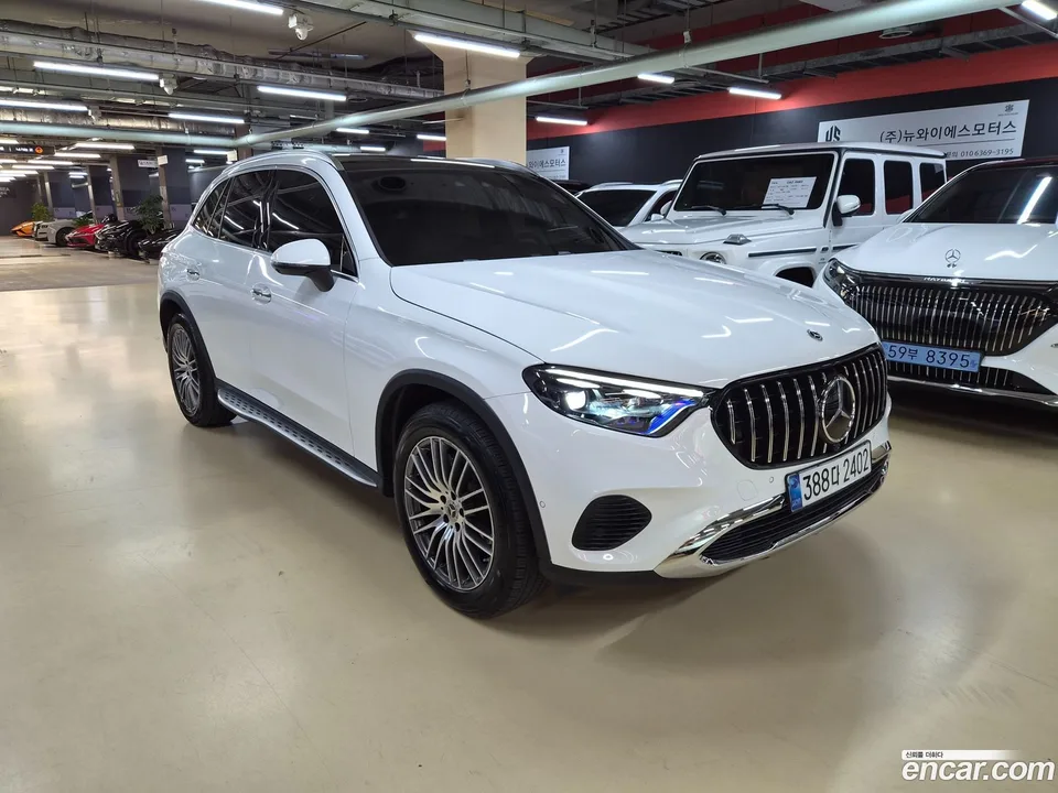 Mercedes-Benz GLC-Class GLC300 4MATIC 2025 — миниатюра 3