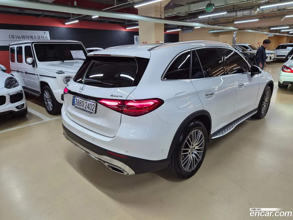 Mercedes-Benz GLC-Class GLC300 4MATIC 2025 — миниатюра 4