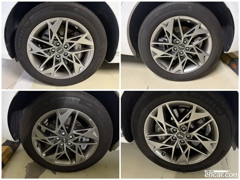Genesis GV70 2.5T AWD 2023 — миниатюра 2