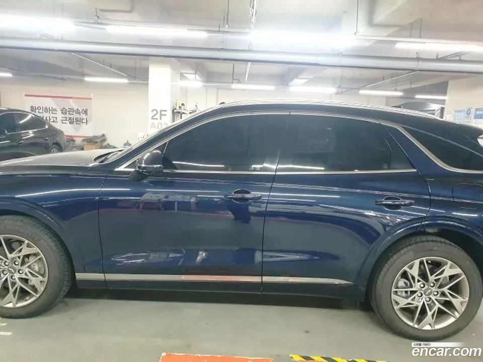 Genesis GV70 2.5T 2WD 2024 — миниатюра 4