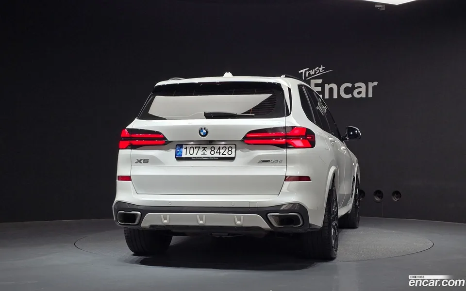 BMW X5 xDrive 30d M 2023 — thumbnail 4