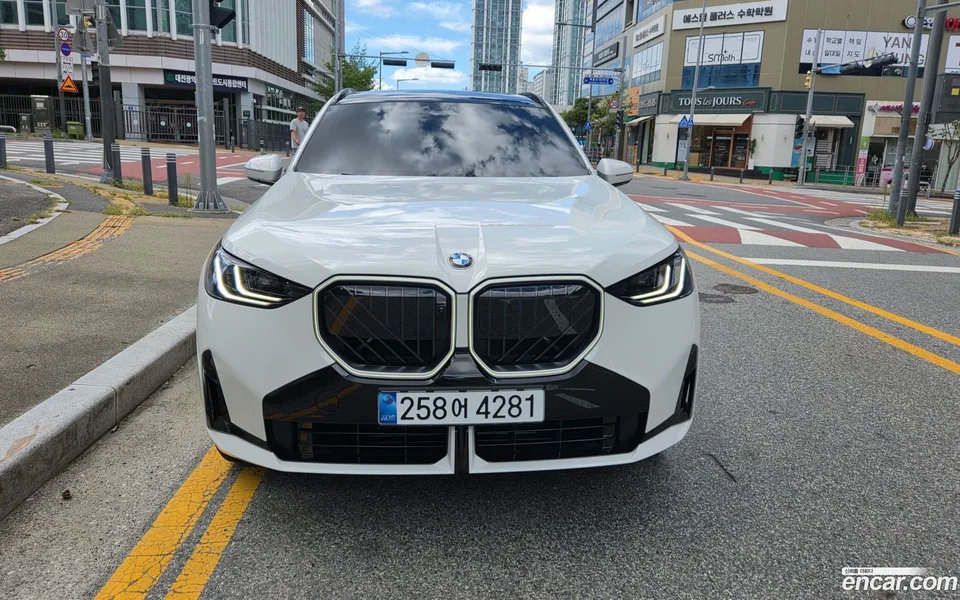 BMW X3 xDrive 20 M 2026 — фото 1, купить с доставкой в Москву