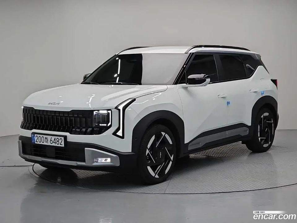 Kia Seltos 1.6T 2WD 2026 — фото 1, купить с доставкой в Москву
