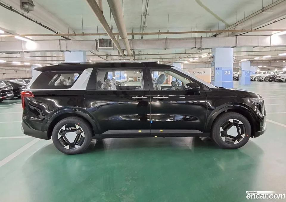Kia Carnival HEV 9 2026 — миниатюра 2