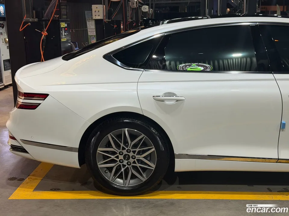 Genesis G80 2.5 2WD 2025 — миниатюра 3