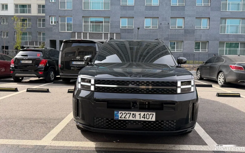 Hyundai SantaFe 2.5T 2WD 2025 — photo 1, buy with delivery to Moscow