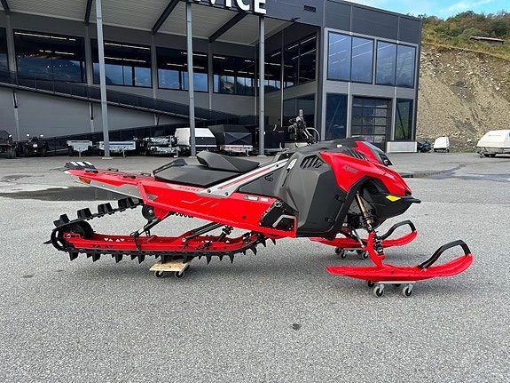 Lynx Shredder DS turbo R 3900 2024 — 2