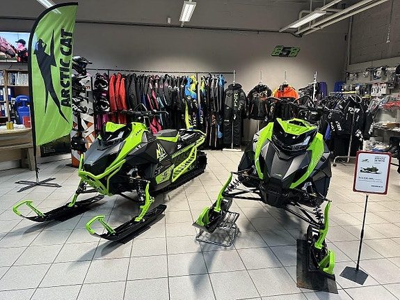 Arctic-cat M 858 SNO PRO ES 146" - 5 rs garanti 2025