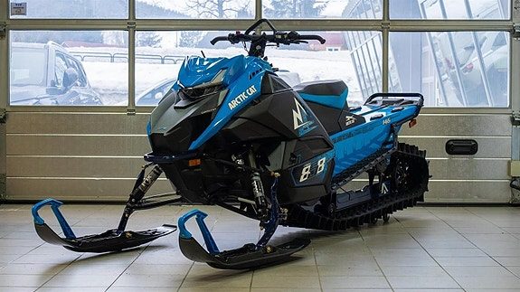 Arctic-cat M 858 Mountain Cat ALPHA ONE 146" - 5 rs garanti 2025 — 2