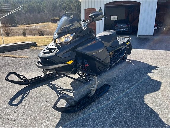 Ski-doo Mach Z STD 900 ACE Turbo R 2022
