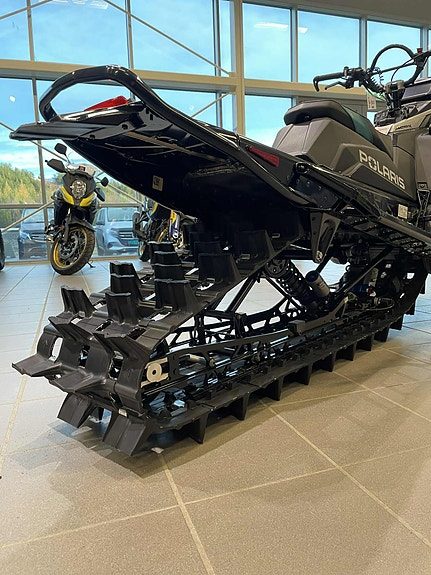 Polaris Khaos 9R 146 2025 — 3