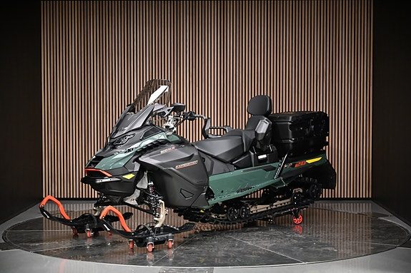 Ski-doo Expedition SE 900 ACE Turbo R Ice Crosscut 1.5" E.S. w/ 10.25" Touchscreen - Terra Green 2026
