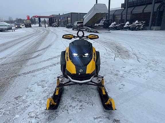 Ski-doo Summit Neo+ 2026 — 3