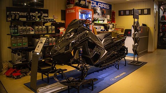 Polaris 9R RMK Khaos 146 2025 — 2