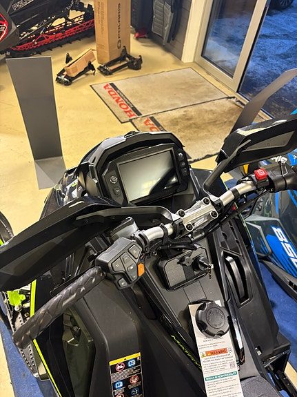 Polaris Switchback assult 2026 — 3
