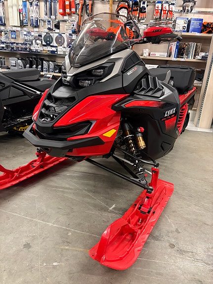 Lynx Brutal 40 cm 900 Ace Turbo R 2025