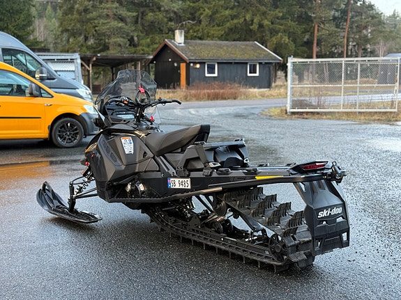Ski-doo Backcountry X-RS 154" 850 E-tec m/Kjlevifte og Radiator 2023 — 2