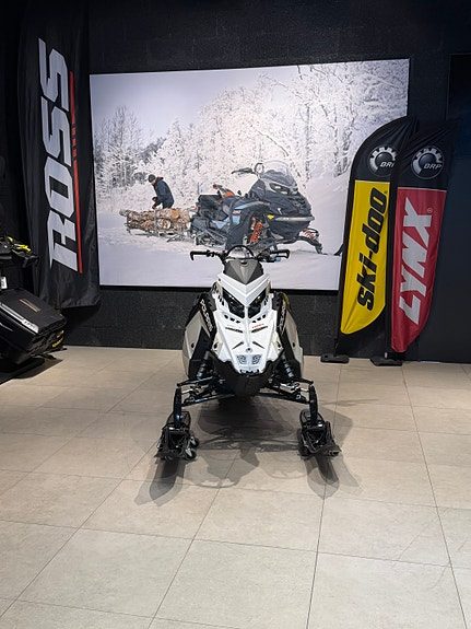 Polaris RMK 650 SP 155 2025 — 2