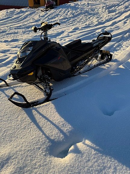 Ski-doo Summit X Expert 850 E-TEC Turbo 2022 — 2