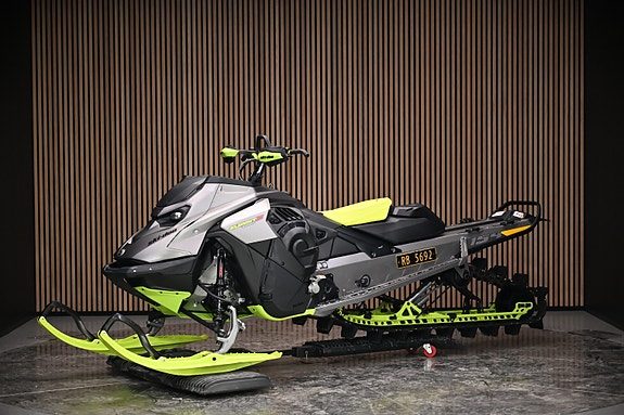 Ski-doo Summit Expert 850 E-TEC 2023