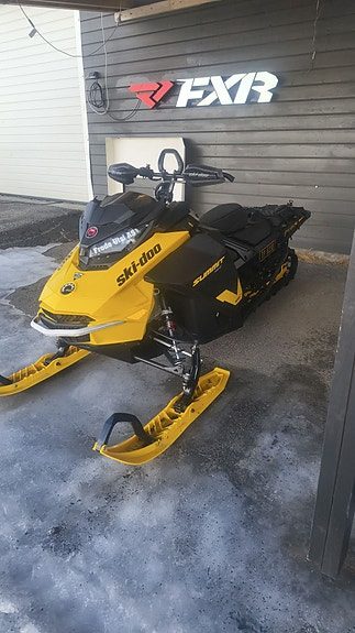 Ski-doo Summit Neo + 146 2023 — 3