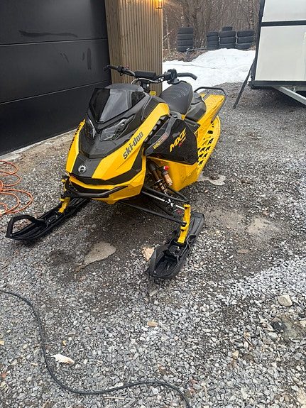 Ski-doo MXZ X-RS Comp 850 E-TEC Turbo R 2025
