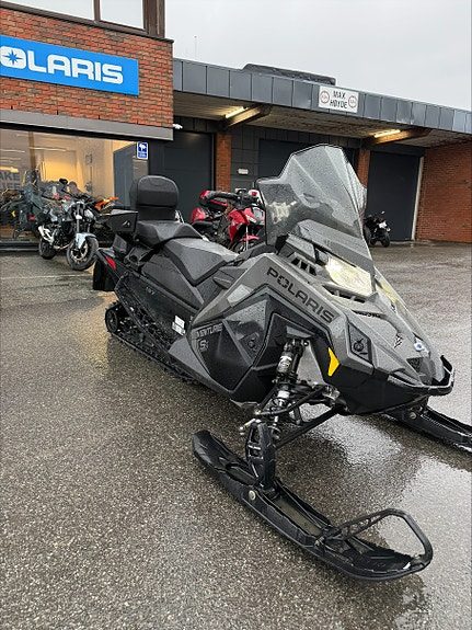 Polaris PROSTAR S4 INDY Adventure 137 Demo 2025 — 2