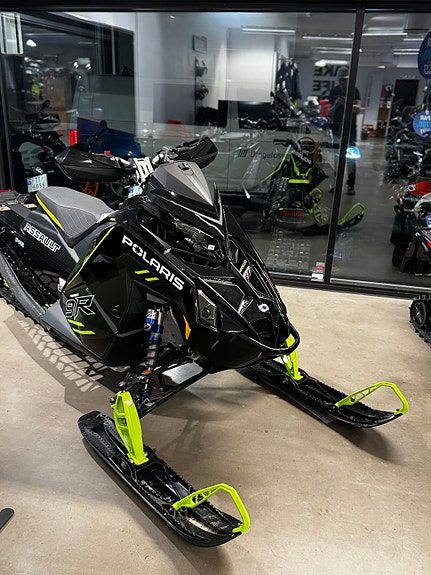 Polaris 9R Switchback Assault 146 Escape 2026