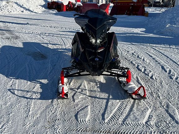 Polaris 850 Indy XCR 2023 — 3