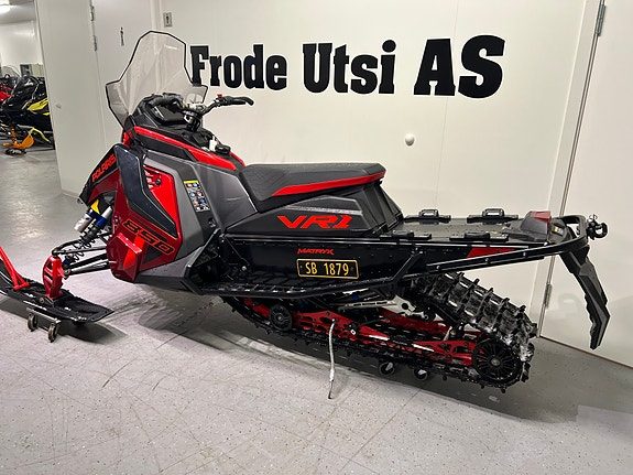 Polaris 850 Indy VR1 Matryx 137" SOMMERKAMPANJE 2023 — 3