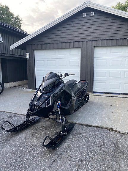Polaris 850 RMK Khaos 146 Slash 2022 — 2
