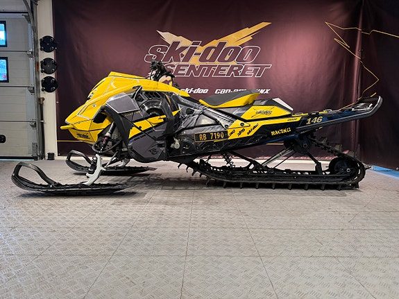 Ski-doo Summit SP 850 E-TEC 2023 — 2
