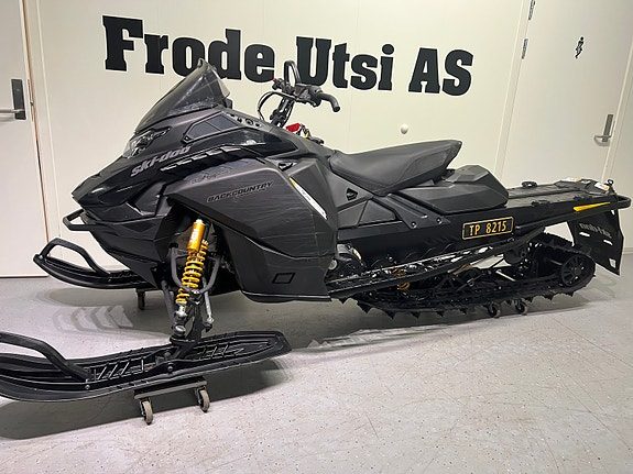Ski-doo Backcountry Adrenaline 600R E-TEC m/hlins og vifte 2024