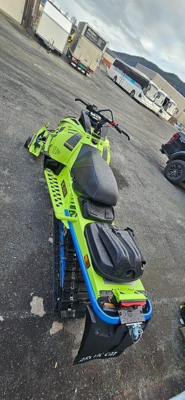 Arctic-cat Riot 8000 2022