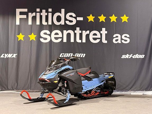 Ski-doo Backcountry X-RS 850 E-TEC *10,25"HUB/KYB PRO/LED++* 2026