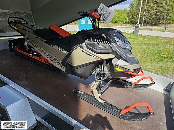 Ski-doo Summit X 154" 850 E-TEC Turbo SHOT 2022 — 2