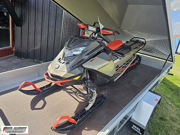 Ski-doo Summit X 154" 850 E-TEC Turbo SHOT 2022 — 3