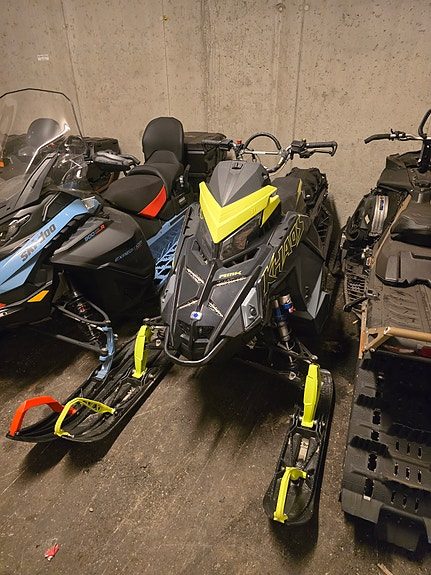 Polaris 850 RMK Khaos Matryx 155 2023
