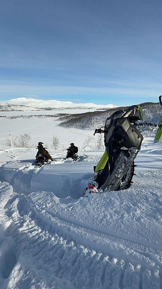 Ski-doo Summit X Expert 850 E-TEC Turbo R HUB 2023 — 3