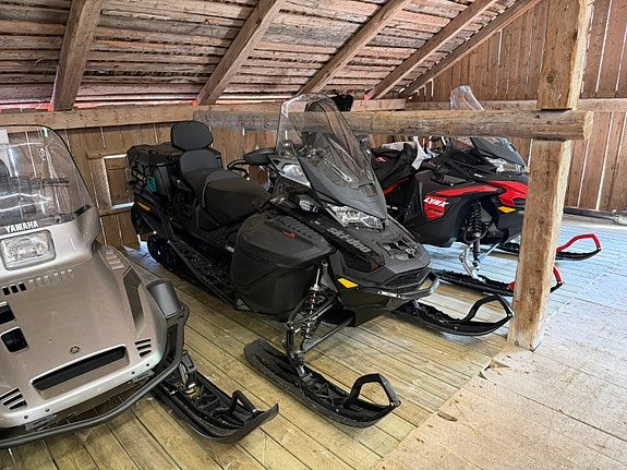 Ski-doo Expedition SE 900 ACE Turbo R 2024