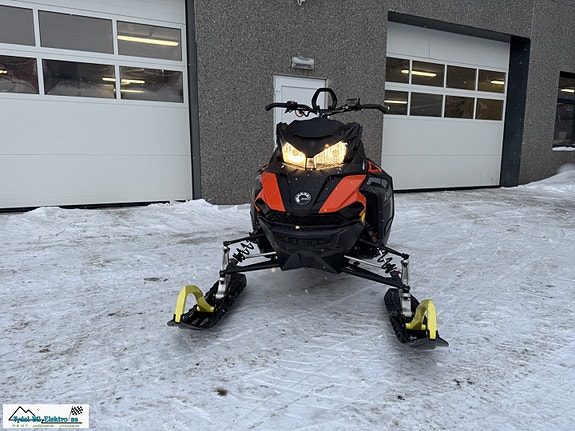 Lynx Xterrain STD 3700 600R E-tec 2023 — 3
