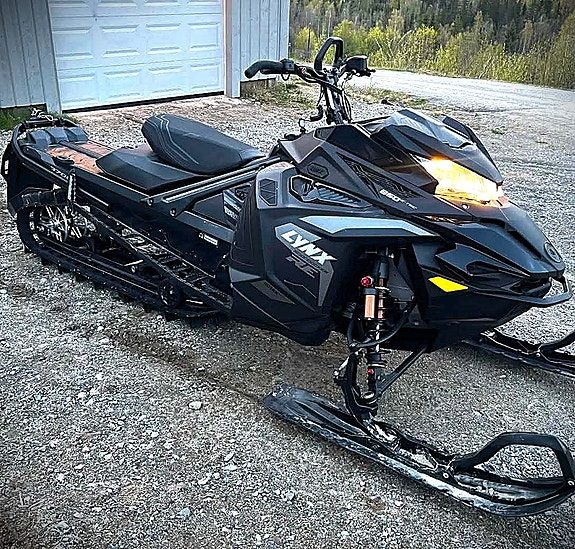 Lynx Boondocker RE 3700 850 E-TEC 2022