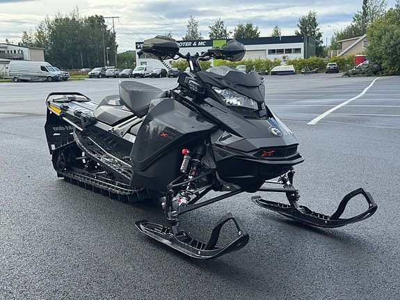 Ski-doo Backcountry X-RS 850 E-TEC | Kun 300KM! 2023