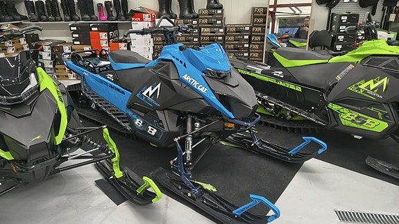 Arctic-cat MCAT 858 146 ES BLUE ATAC G8 2025 — 2