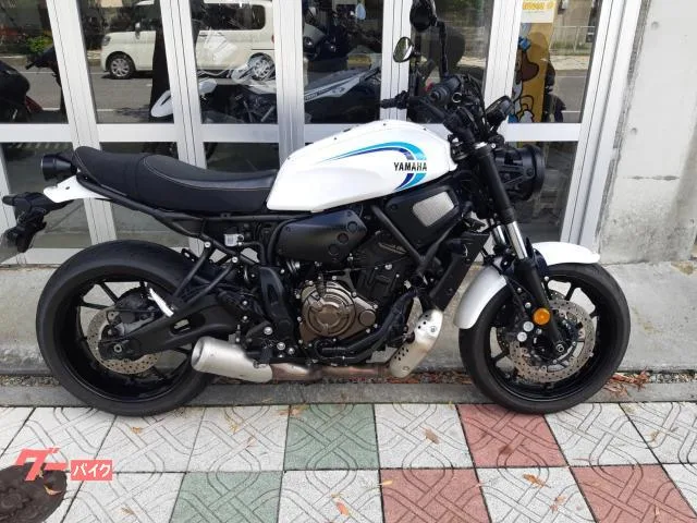 Yamaha XSR700 2023 — фото 1, купить с доставкой в Москву