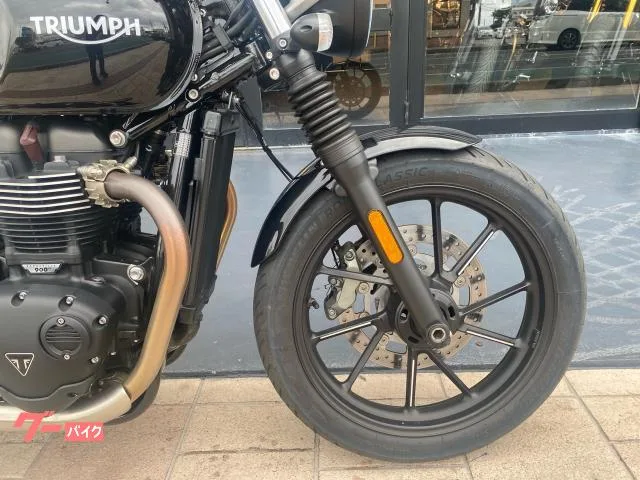 TRIUMPH 900 2022 — миниатюра 2