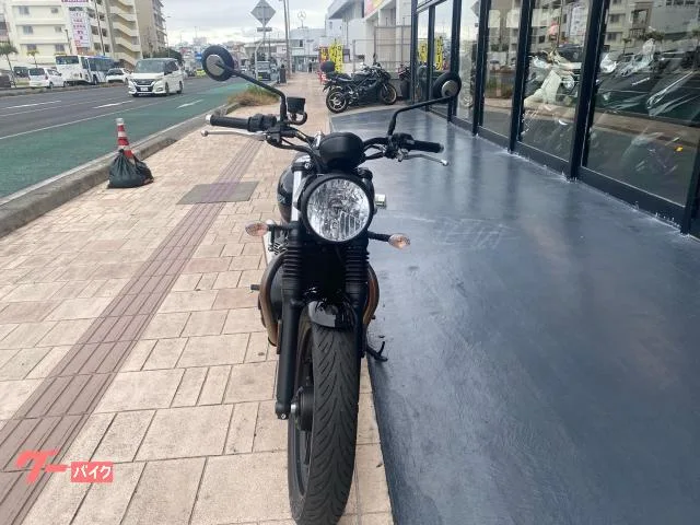 TRIUMPH 900 2022 — миниатюра 3