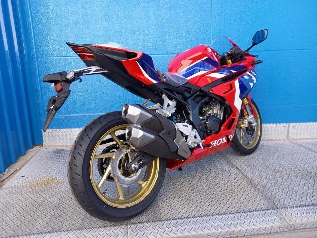 Honda CBR250RR 2024 — миниатюра 2