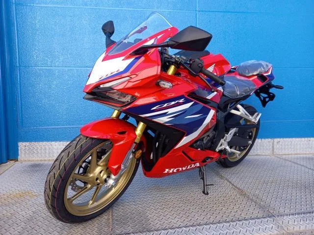 Honda CBR250RR 2024 — миниатюра 3